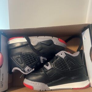 Size 4C toddler sneakers